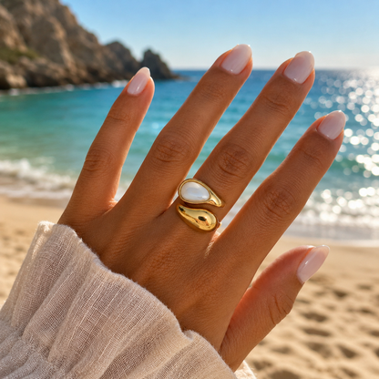 Adjustable Gold-Toned Yara Ring Luminous White Stone Modern Design