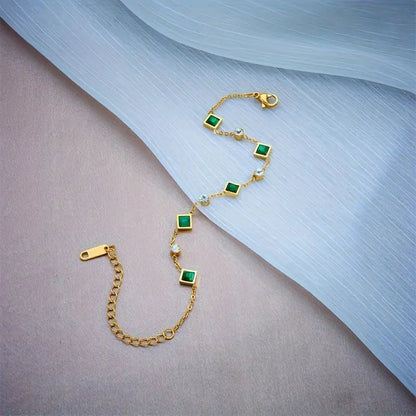 Gold Bracelet Elegant Design Adjustable Fit Versatile Accessory 2