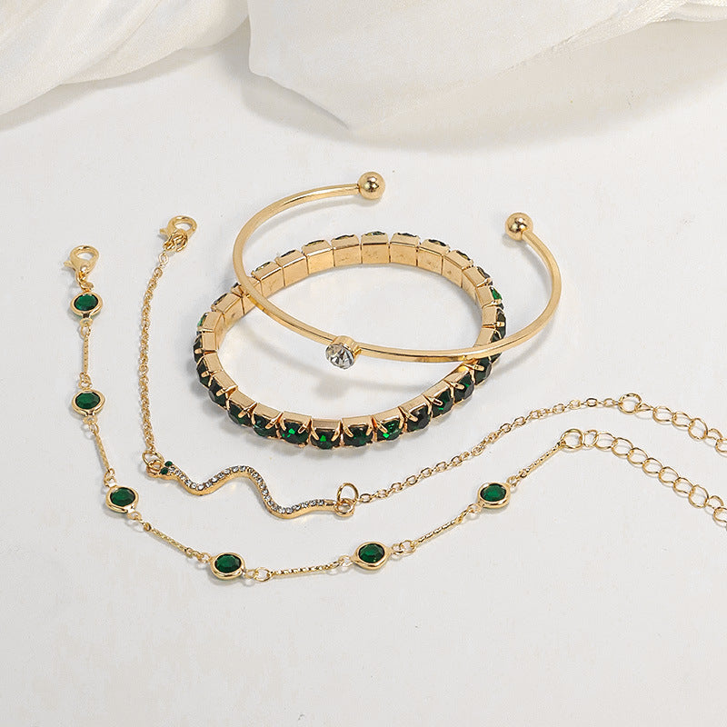 Gold Bracelet Set Elegant Design Adjustable Fit for Any Occasion 2