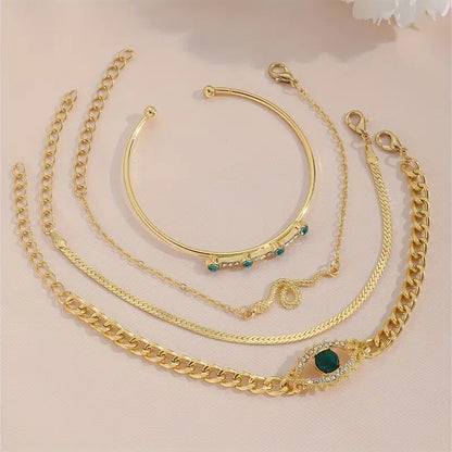 Gold Bracelet Set Elegant Design Versatile Accessory for Any Occasion 1