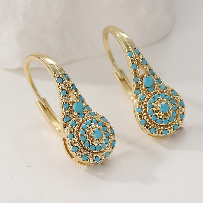 Gold Earrings for Women Turquoise Cluster Design Elegant Accessory 1