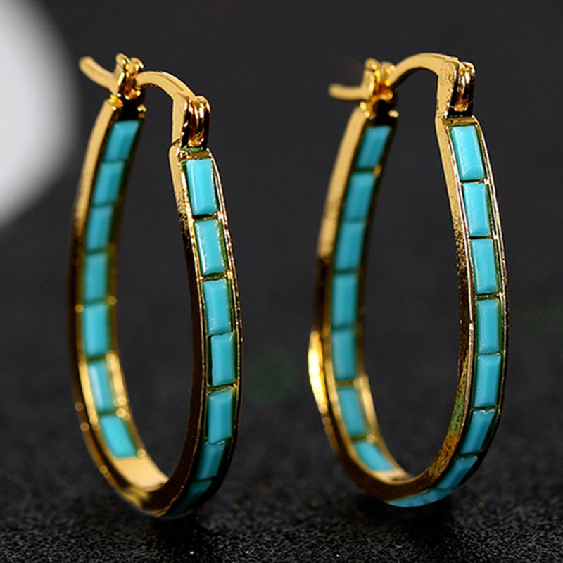 Gold Hoop Earrings Elegant Design Lightweight for Versatile Wear 0