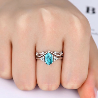 Ring Set White Gold Sea Crest Design Versatile for Everyday Wear 2