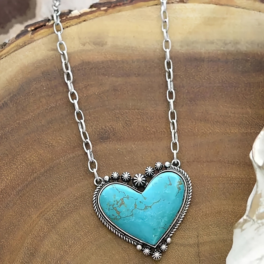 White Gold Amour Necklace Elegant Design Timeless Accessory 0