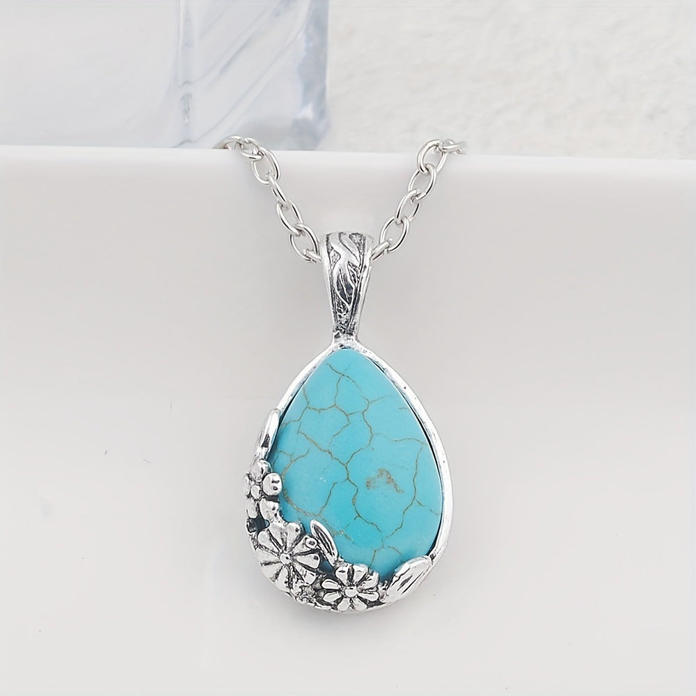White Gold Pendant Necklace Elegant Design Versatile for All Occasions 0