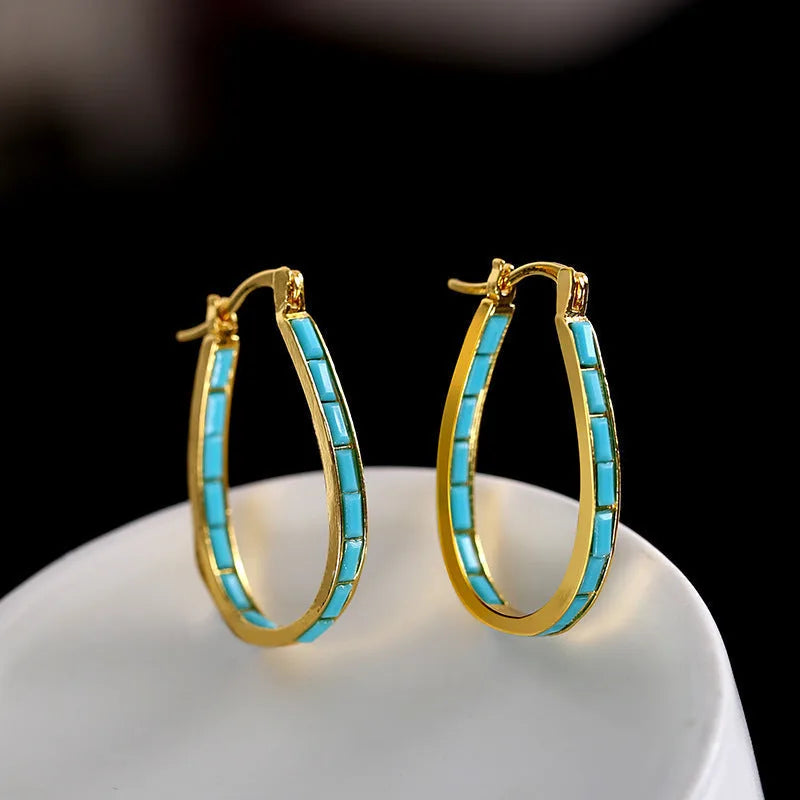 Gold Hoop Earrings Elegant Design Lightweight for Versatile Wear 1