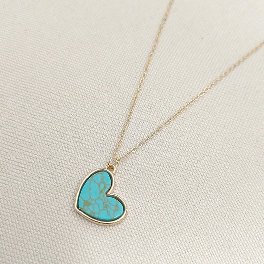 Gold Necklace with Turquoise Pendant Elegant Design for Everyday Wear 0