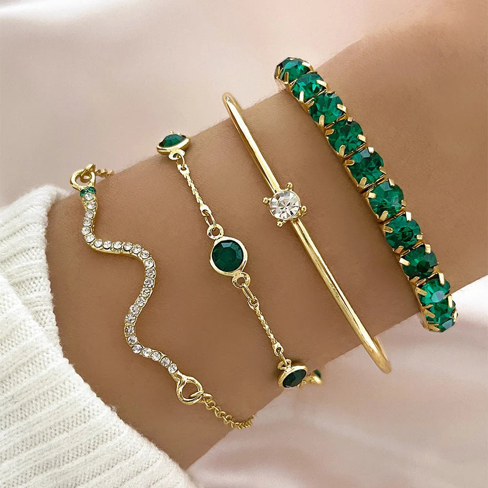 Gold Bracelet Set Elegant Design Adjustable Fit for Any Occasion 0